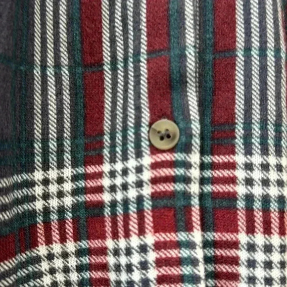 Eden & Olivia Women's Plaid Button-Down Crop Shirt - Size M - Picture 7 of 12